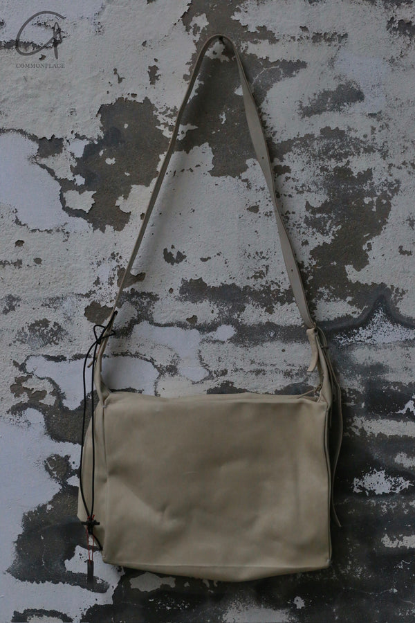 m.a+ zippered rectangular shoulder bag series Italy MA-BM30Z CUF1,0-CREAM-F CREAM MA-BM30Z
